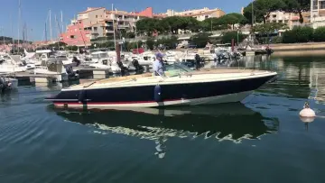 Chris-Craft Corsair 28