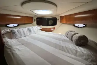 Thumbnail von Cruisers Yachts 390 Coupe