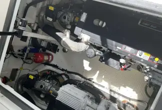 Thumbnail von Cruisers Yachts 390 Coupe