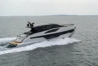 Astondoa 677 Coupe