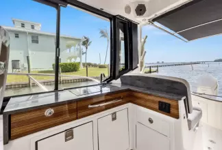 Thumbnail von Boston Whaler 405 Conquest Lobo Del Mar II