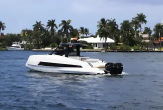 Thumbnail von Astondoa 377 Coupe Outboard