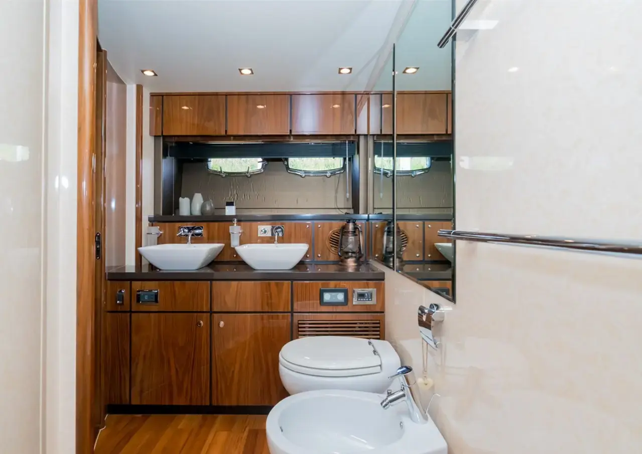 Thumbnail von Fairline Squadron 78