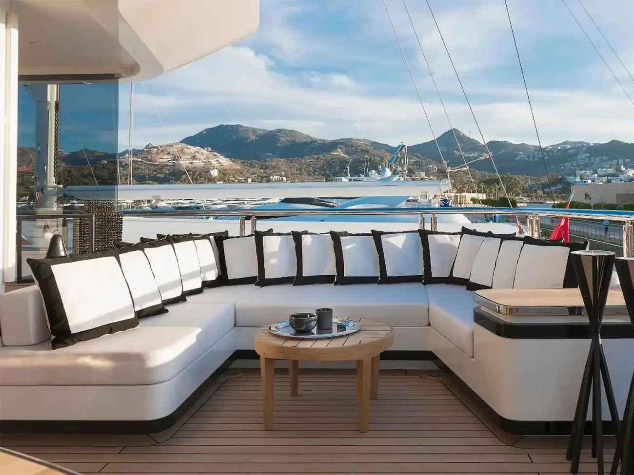 Thumbnail von Cmb Yachts 47 M