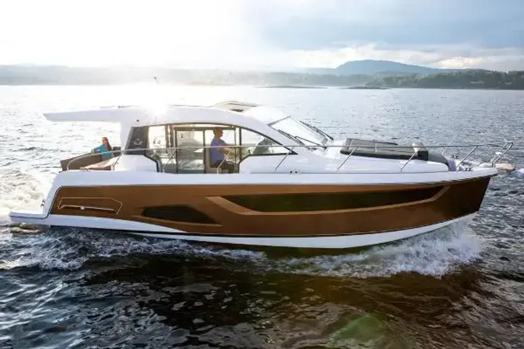 Sealine C390 New Build to Specification