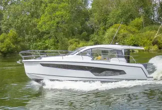 Thumbnail von Sealine C335 Available Now