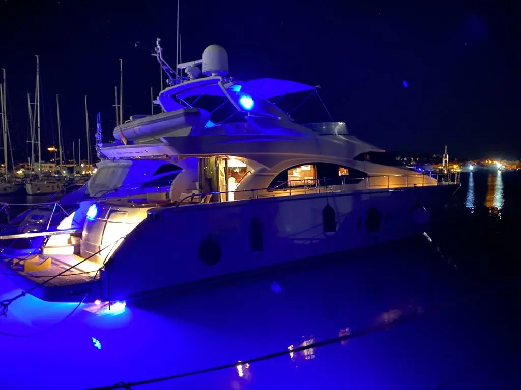 Thumbnail von Dominator 68