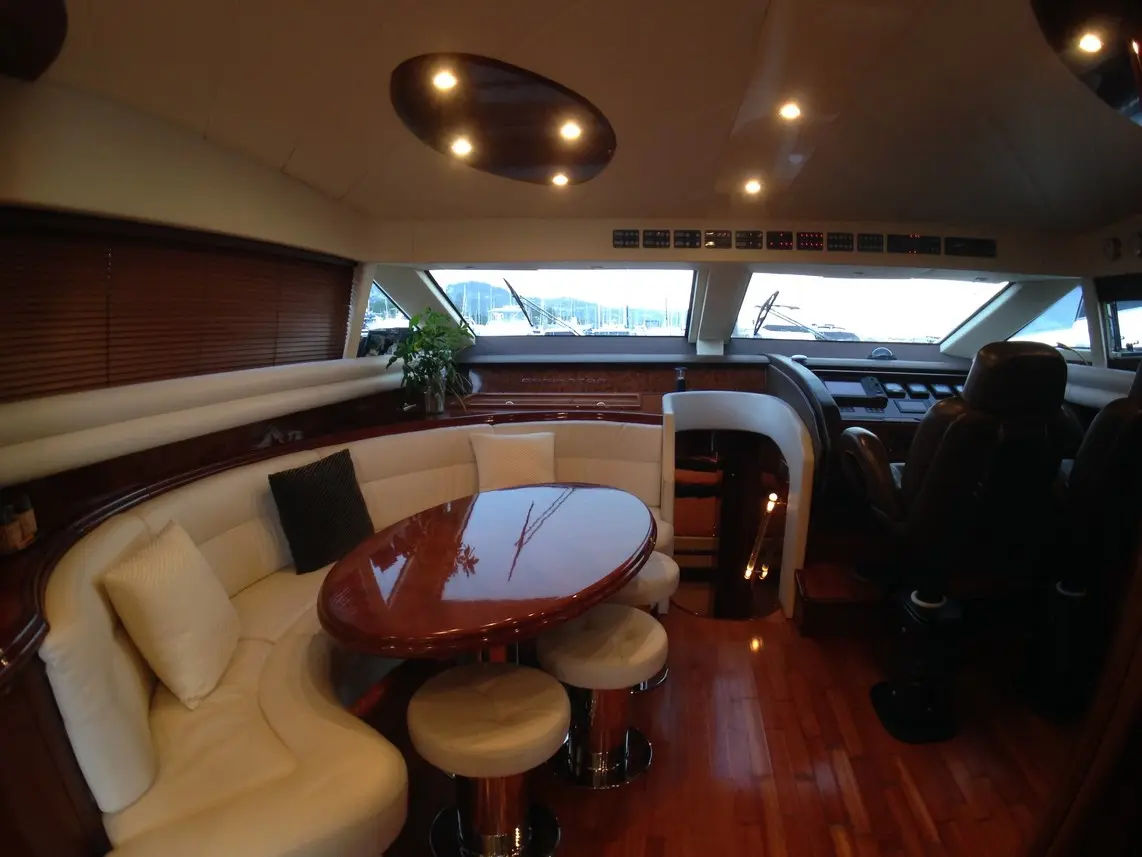 Thumbnail von Dominator 68