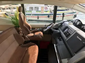 Thumbnail von Azimut 68