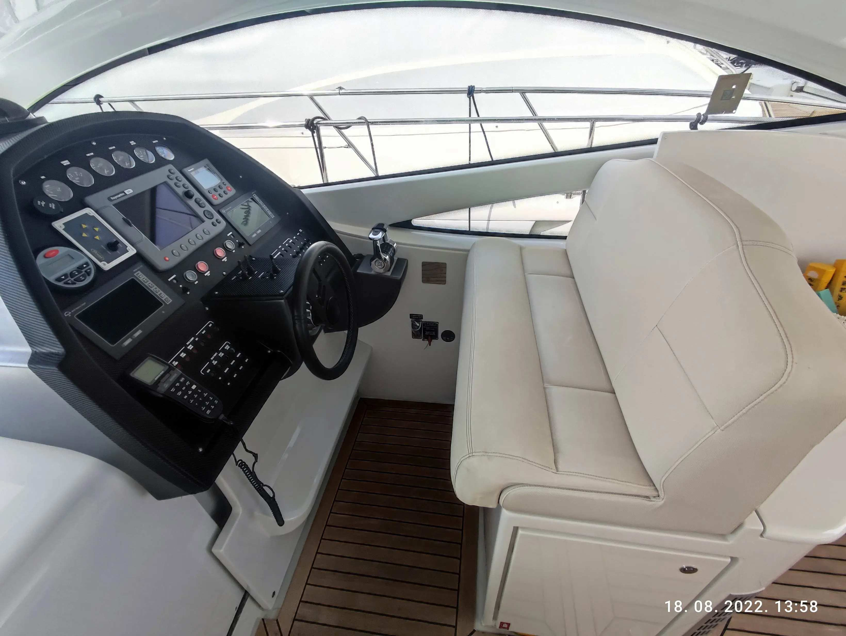 Thumbnail von Pershing 46