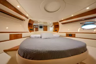 Thumbnail von Pershing 50