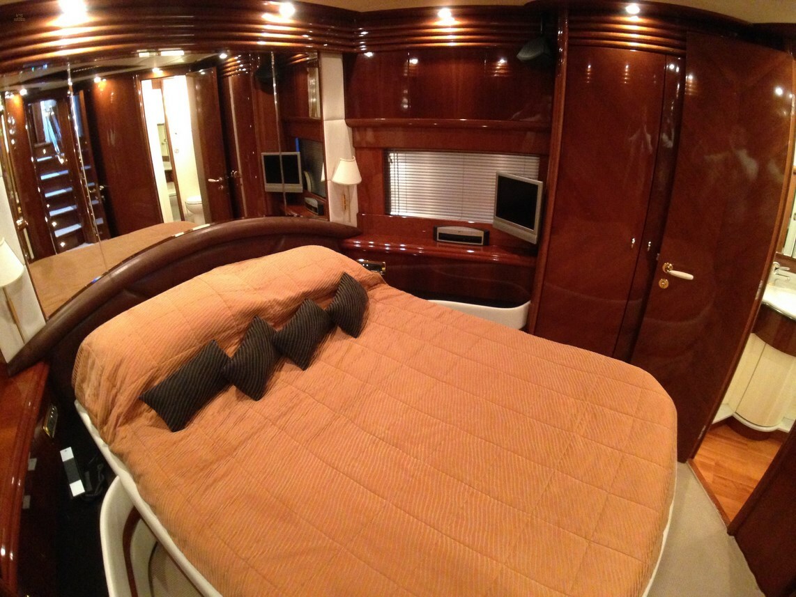 Thumbnail von Dominator 68S