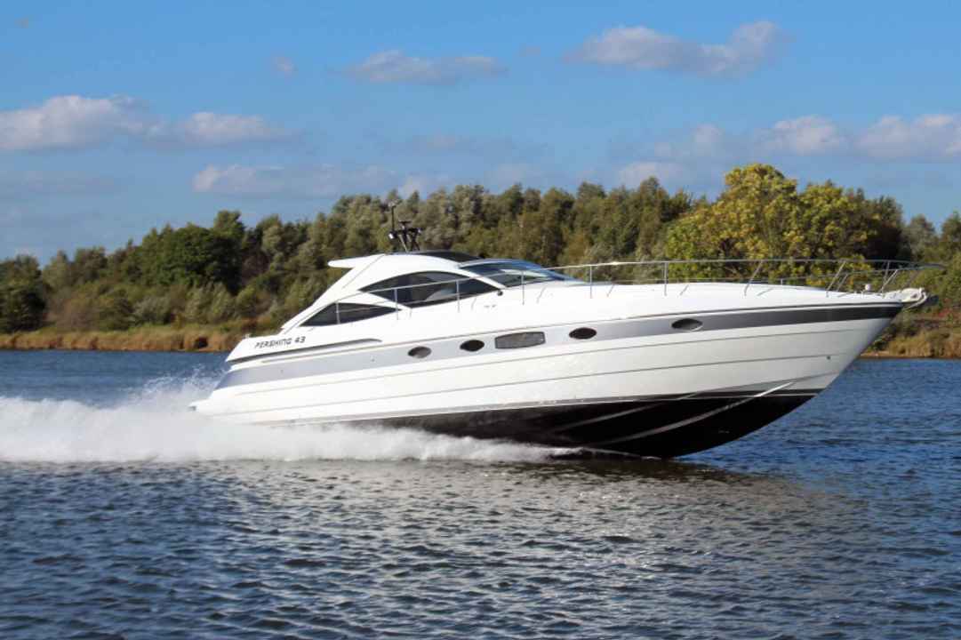 Pershing 43 HT