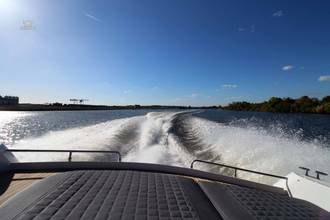 Thumbnail von Pershing 43 HT