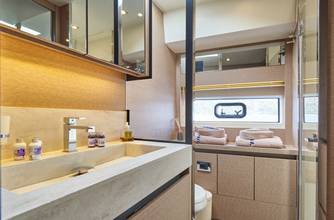 Thumbnail von Jeanneau Prestige 630