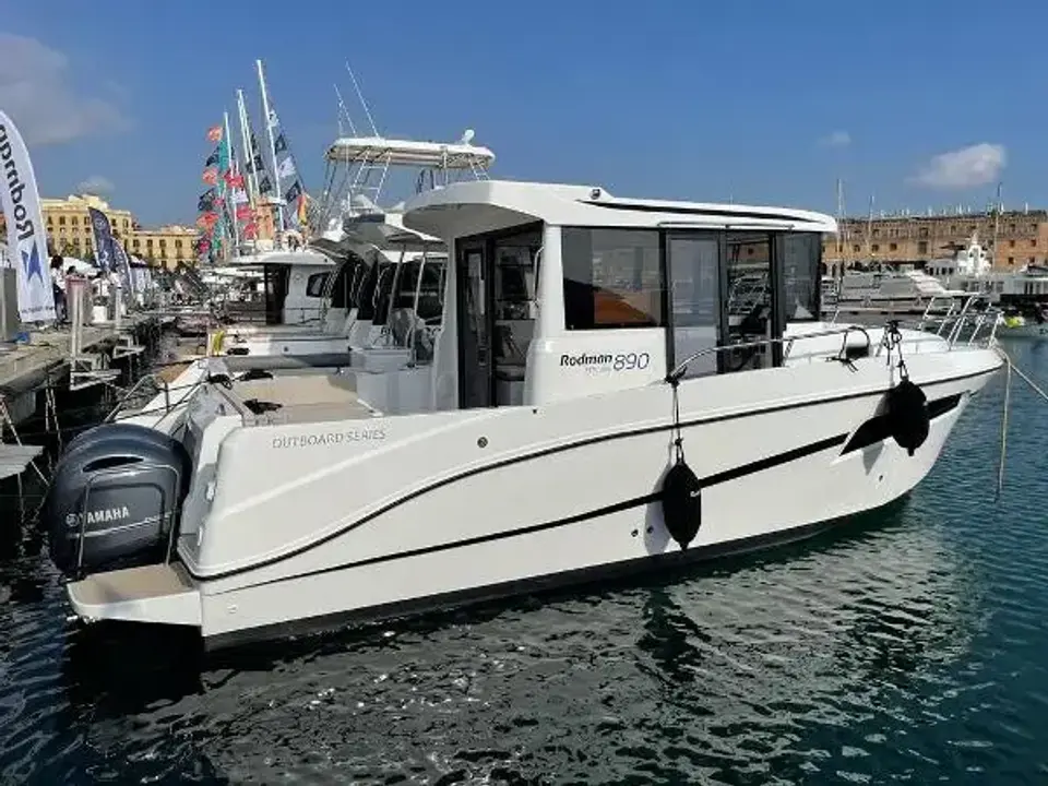 Rodman 890 Ventura HT