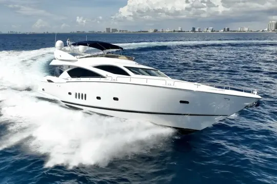 Sunseeker 86 Yacht Bella