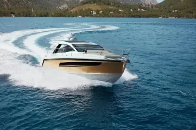 Sealine S335 New Build to Specification