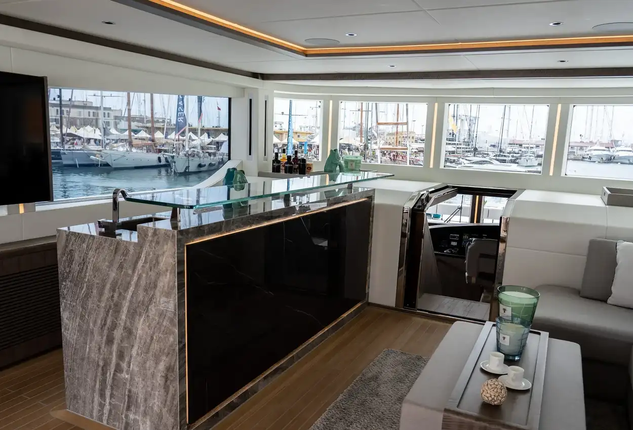 Thumbnail von Majesty 100