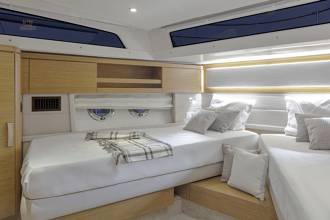 Thumbnail von Greenline 48 FLY Hybrid NEW