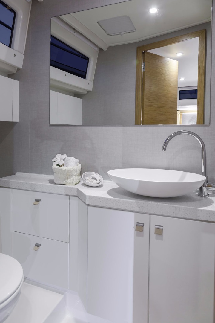 Thumbnail von Greenline 48 FLY Hybrid NUEVO