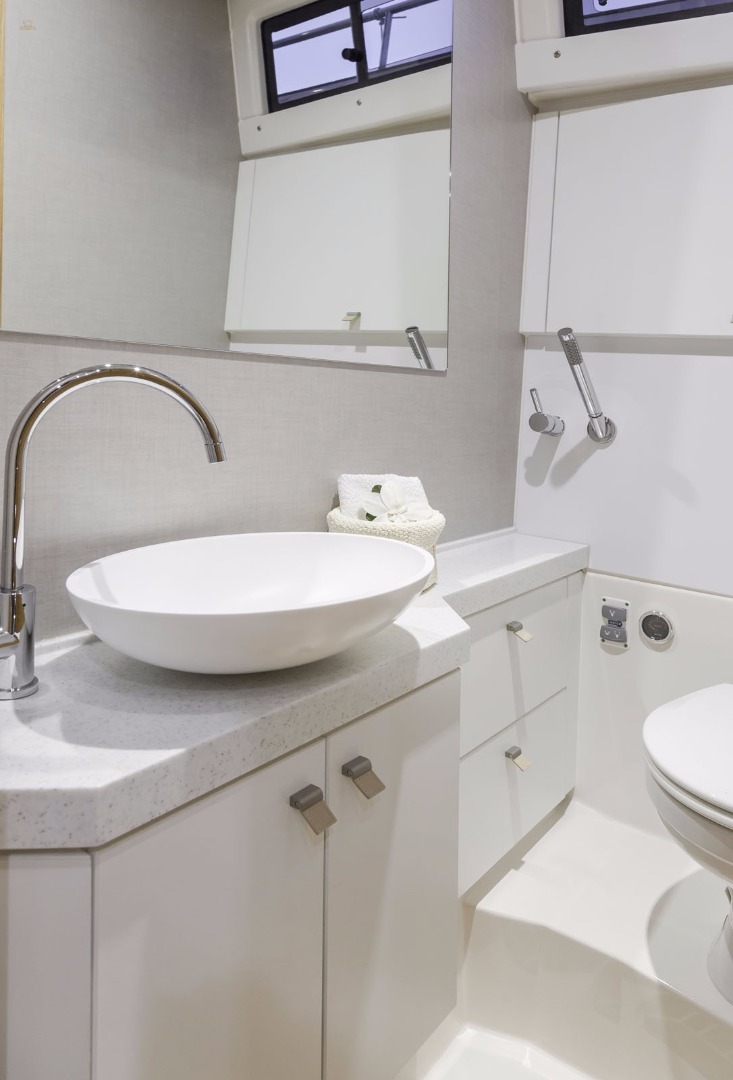 Thumbnail von Greenline 48 FLY Hybrid NUEVO