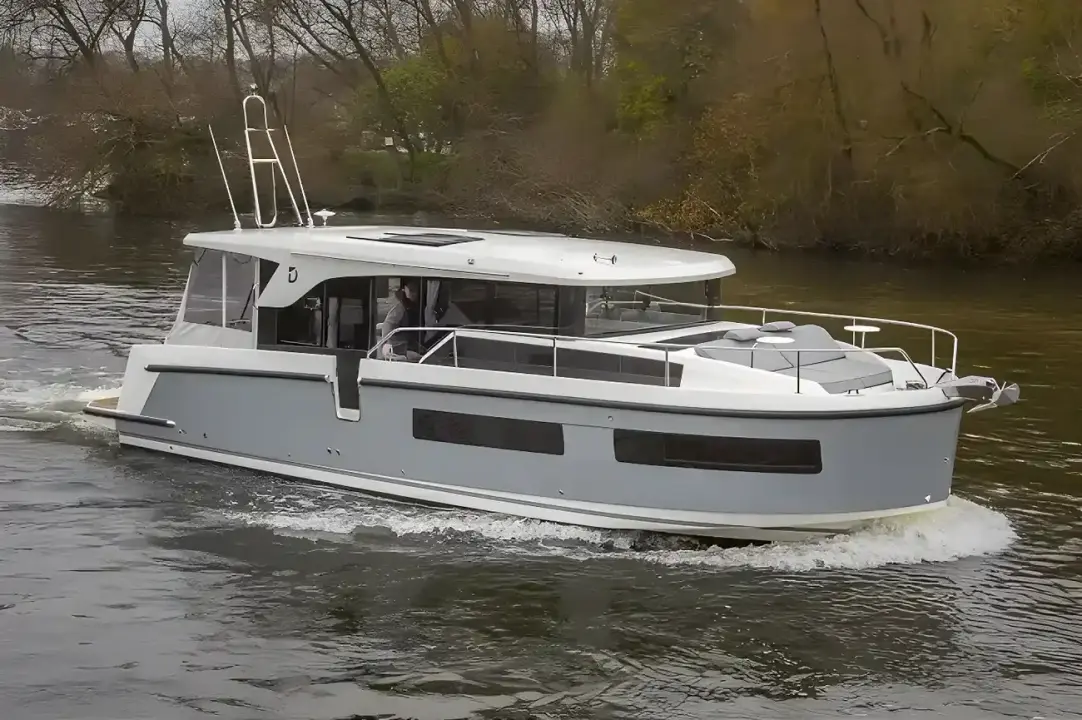 Delphia 11 Sedan DE 007 NEW BUILD