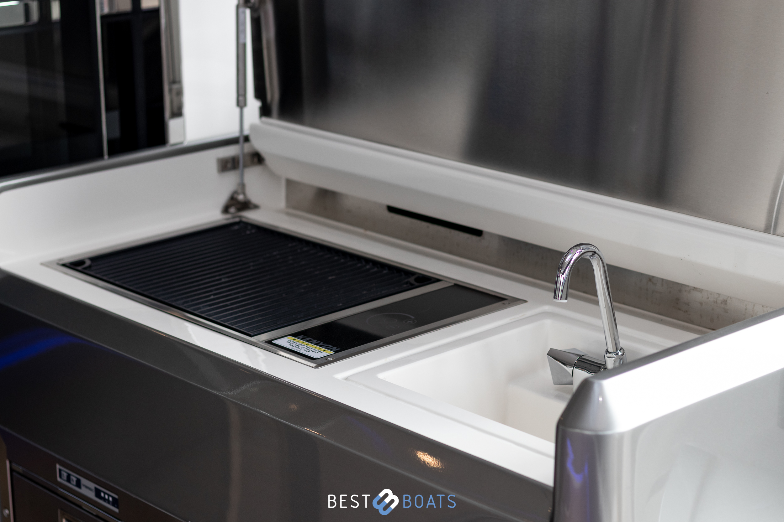 Thumbnail von Riviera 4600 SY -PLATINUM EDITION