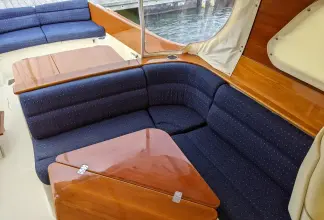 Thumbnail von Hinckley Picnic Boat 36 Allegro