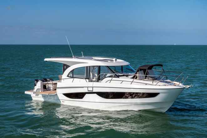Beneteau Antares 11