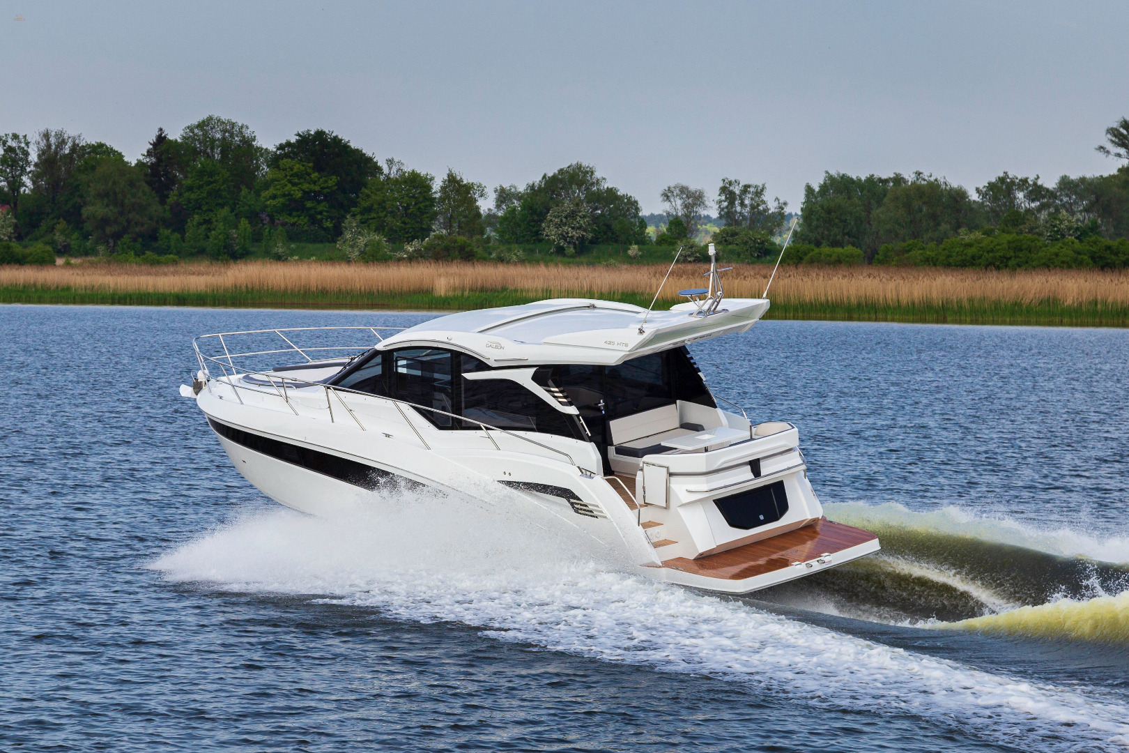 Thumbnail von Galeon 425 HTS