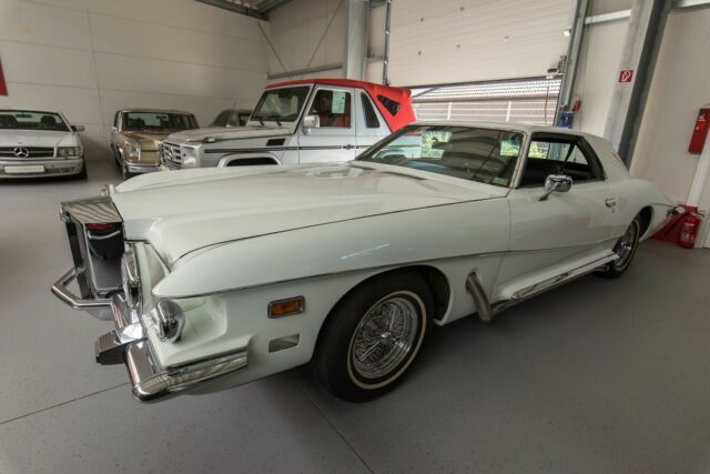 car-14987-Stutz_Blackhawk_0.JPG
