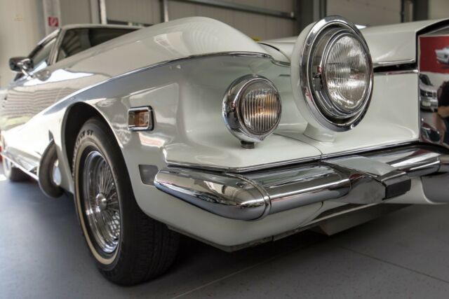 car-14987-Stutz_Blackhawk_7.JPG