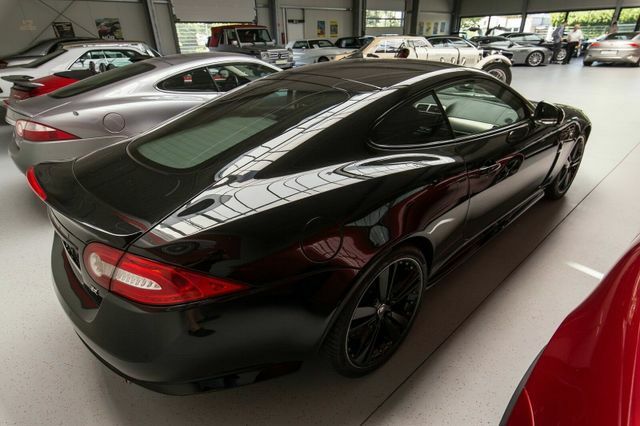 car-15005-Jaguar_XKR_Coupe_09.2010_schwarz_5.jpg