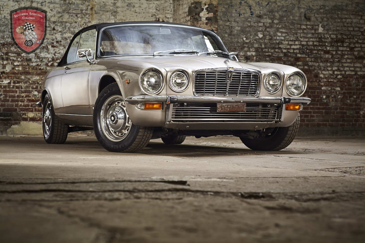 car-16596-SSC403_Jaguar_XJ12C_53_Cabrio_silber-012.jpg