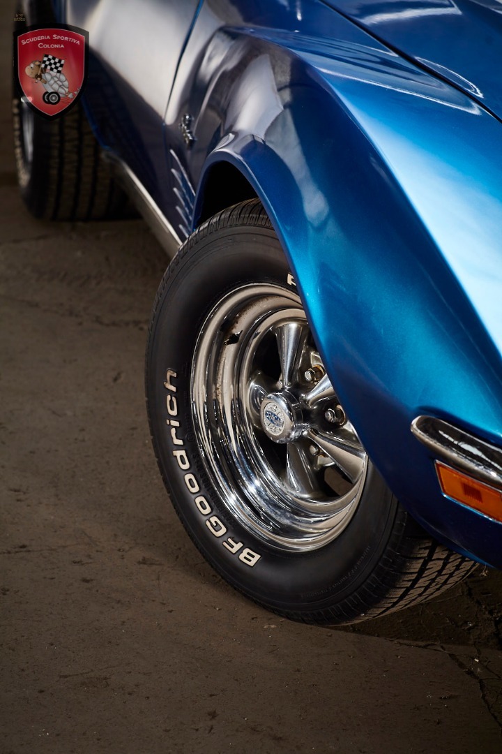 car-16615-SSC402_Chevrolet_Stingray_C3_T-Top_blau-014.jpg