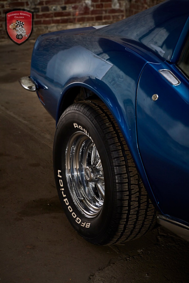 car-16615-SSC402_Chevrolet_Stingray_C3_T-Top_blau-019.jpg