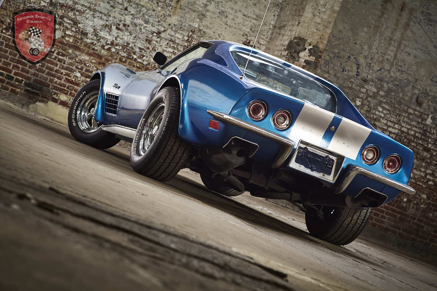 car-16615-SSC402_Chevrolet_Stingray_C3_T-Top_blau-041.jpg