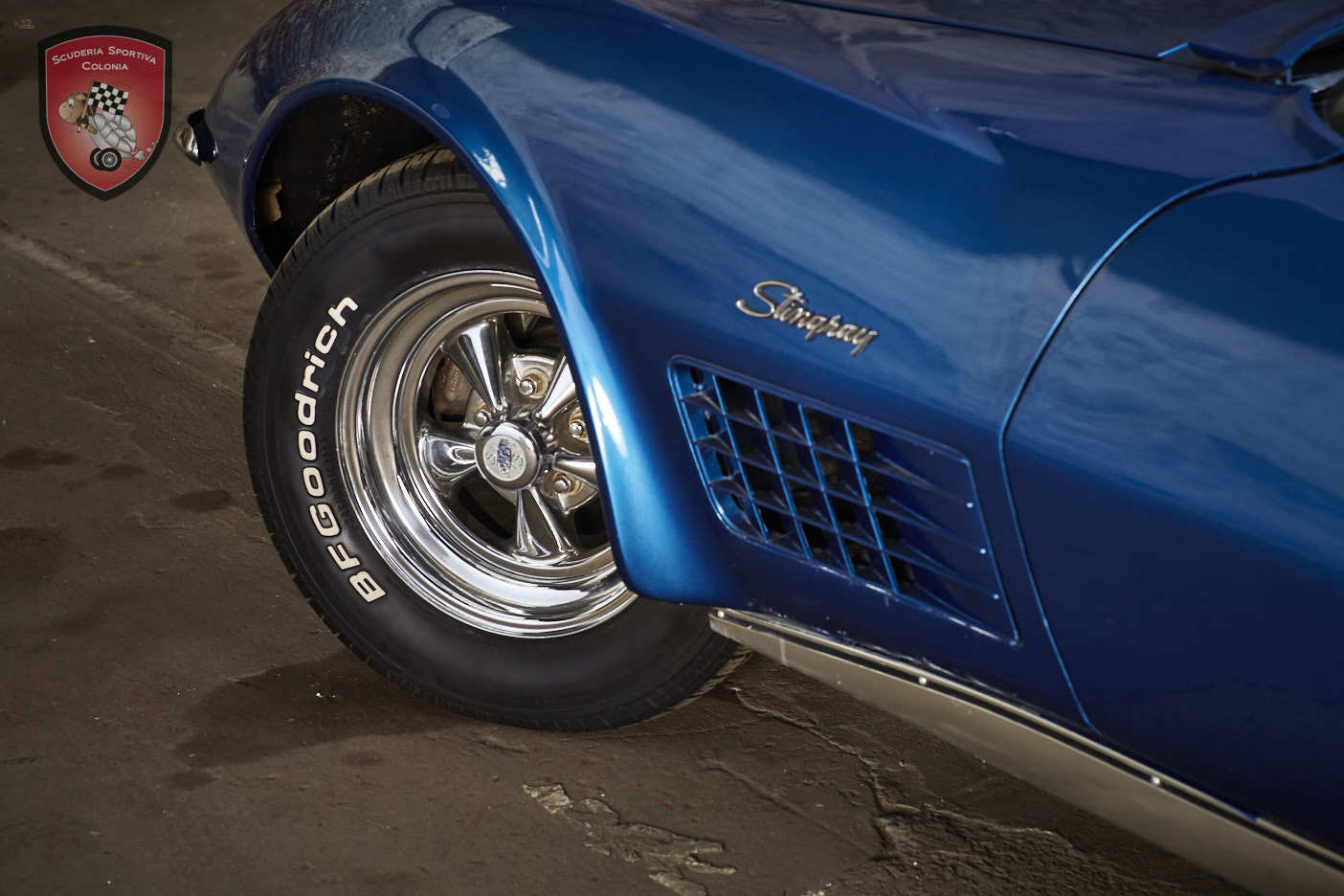 car-16615-SSC402_Chevrolet_Stingray_C3_T-Top_blau-050.jpg