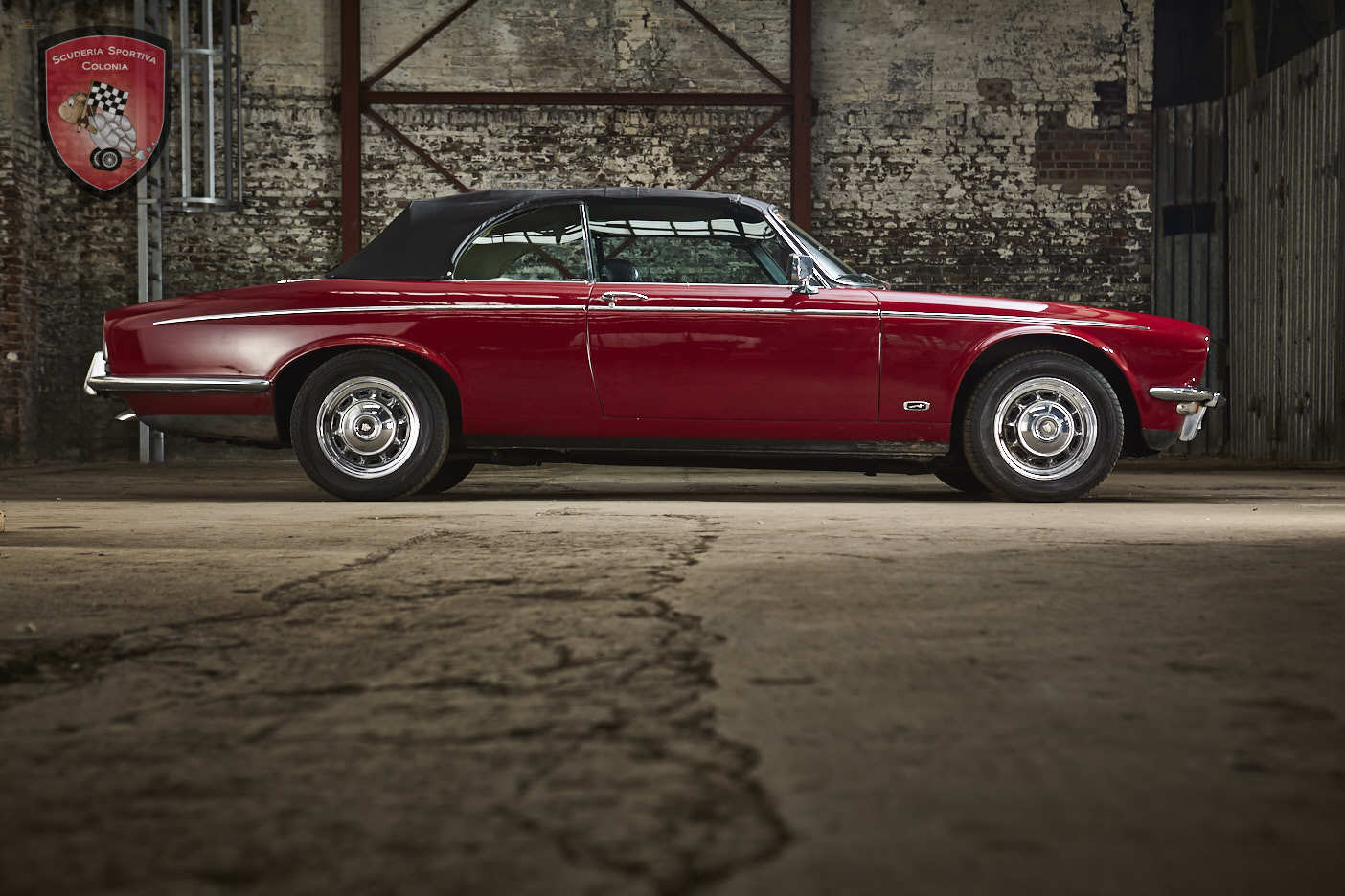 car-16624-SSC399_Jaguar_XJ6C_42_Cabrio_rot-020.jpg