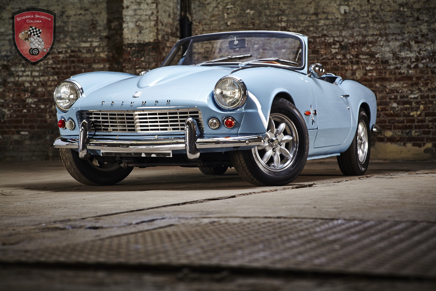 car-16628-SSC255_Triumph_Spitfire_4_Mk2_hellblau-002.jpg