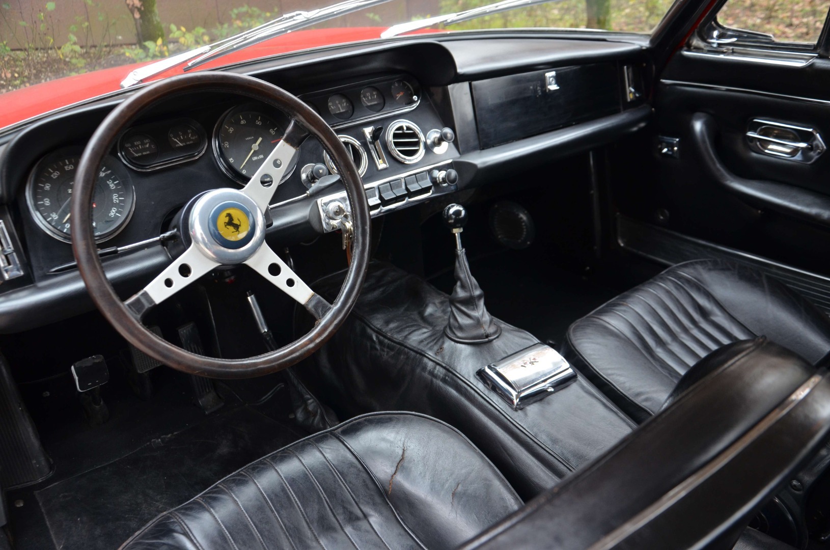 car-16640-Ferrari33014.jpg