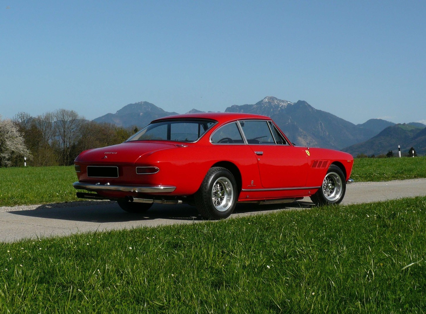 car-16640-Ferrari3302.jpg