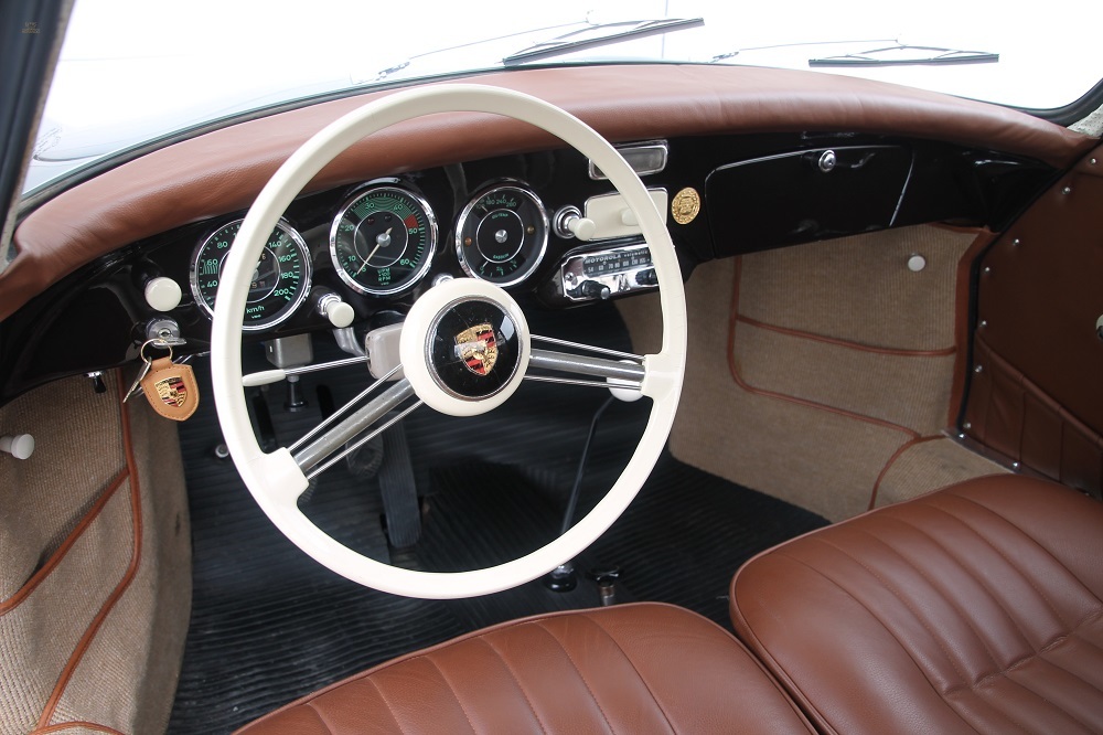 car-19589-WS8.jpg