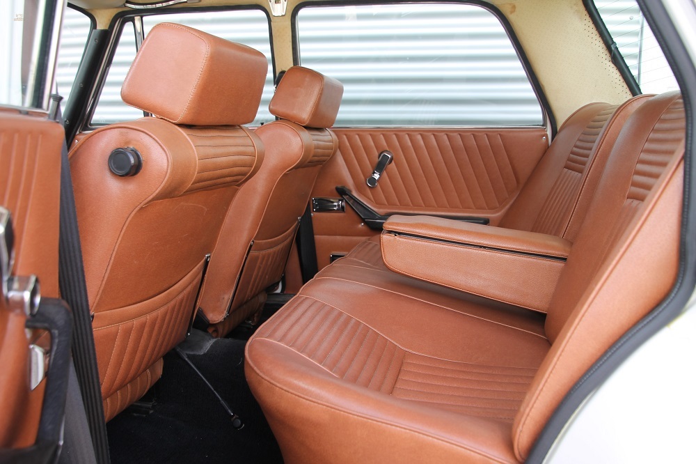 car-19613-WS14.jpg