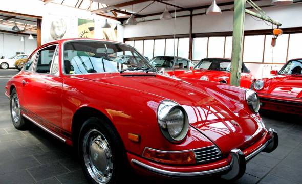 car-19802-911L68Coupe-rot008.JPG
