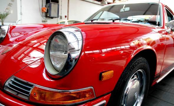 car-19802-911L68Coupe-rot024.JPG