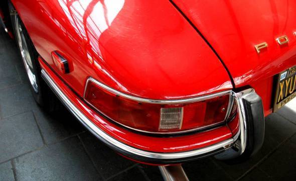 car-19802-911L68Coupe-rot035.JPG