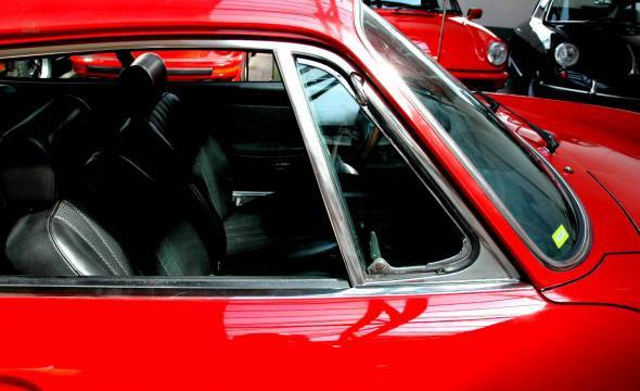 car-19802-911L68Coupe-rot043.JPG