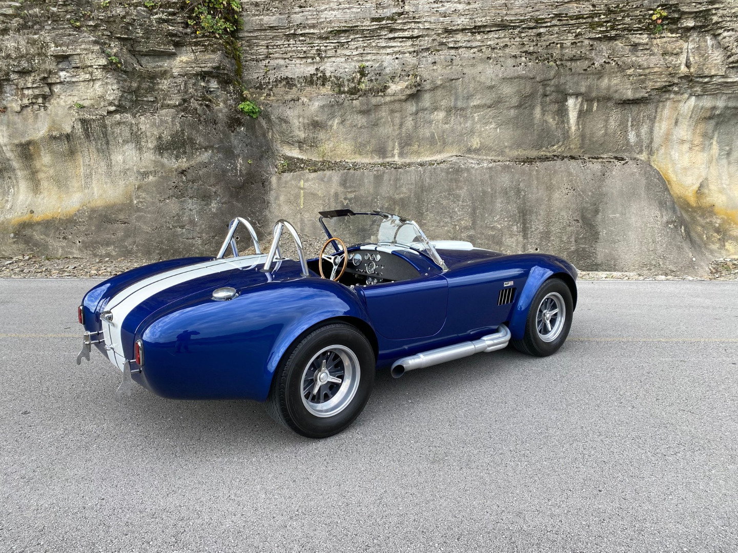 car-20456-1965-superformance-cobra-mkiii-427-s-c27.jpeg